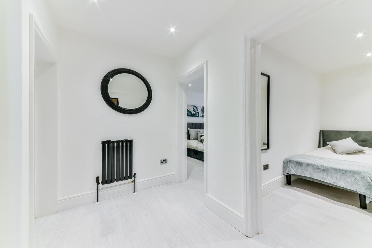 Amazing 2 Bed Apartment Clapham North Londra Esterno foto